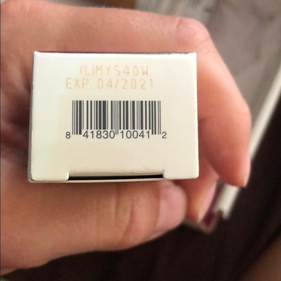 Bye Bye Foundation Moisturizer - Picture 5 of 10